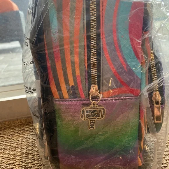 Marvel Thor: Love and Thunder Mini Backpack - SDCC Convention EE Exclusive NWT - Picture 3 of 3